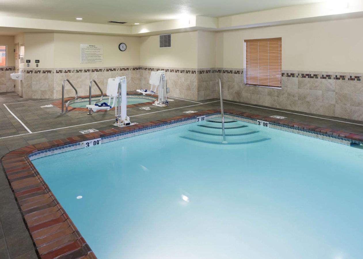 Hampton Inn & Suites Davenport Exteriér fotografie